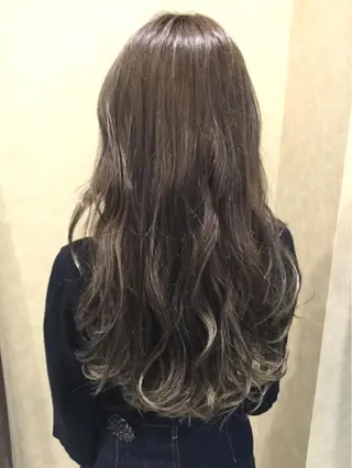 ロング 🍭🐰春木 佳奈子🌟✨のヘアスタイル