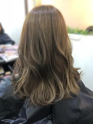 ロング 吉田 典弘のヘアスタイル