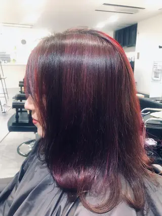 ミディアム 渡邊 暁史のヘアスタイル