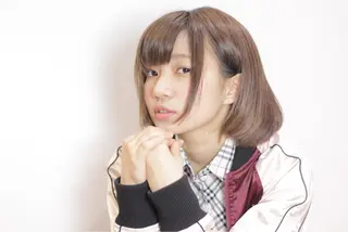 ショート カラー ミドウチ アヤカのヘアスタイル