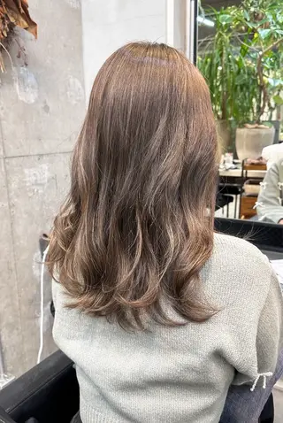 カラー 川口開世 short cutのヘアスタイル