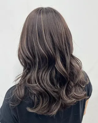 セミロング 【公式】amble luxe 中野のヘアスタイル