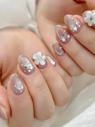 ネイル JIN 168 新大久保のネイルデザイン