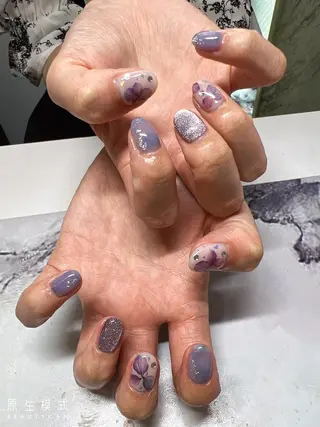 ネイル ガレンドウ 白澤 愛子のネイルデザイン