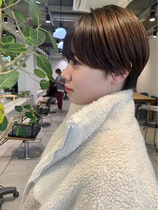 ショート カラー DUMBO 千歳船橋のヘアスタイル