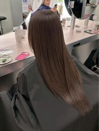 ロング カラー 東頭 さくらのヘアスタイル