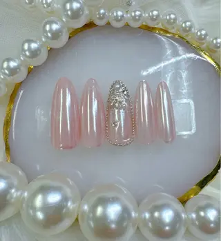 ネイル Queeens nailのネイルデザイン
