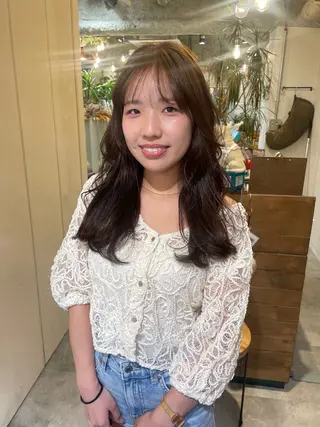 セミロング 透明感カラー 🦋AYAのヘアスタイル