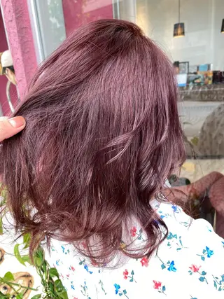ミディアム カラー デザインカラー✨新倉 佑奈のヘアスタイル