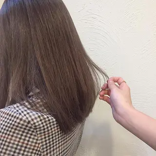 ミディアム カラー 山下 千明のヘアスタイル