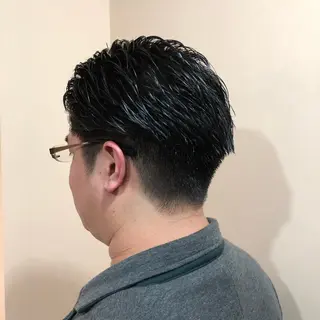 ショート テライ ケイショウのヘアスタイル