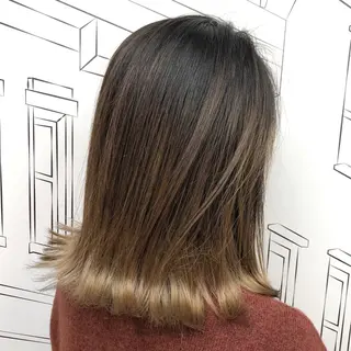 ミディアム カラー TOMOKA 艶髪/透明感カラーのヘアスタイル