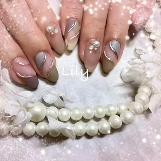 ネイル Lily*nail 🌻Mii🌻のネイルデザイン