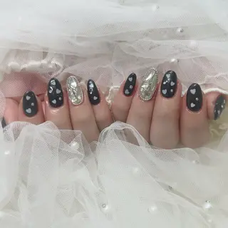 ネイル ゴン 🦋のネイルデザイン