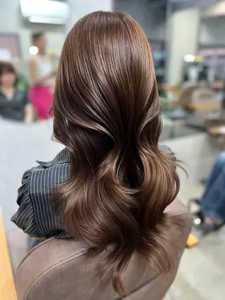 ロング maya/顔まわり /レイヤーカットのヘアスタイル