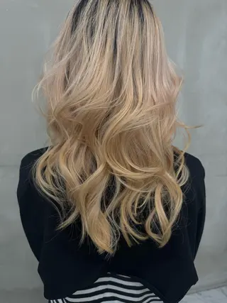 ロング レイヤーカット 🫒natsuのヘアスタイル