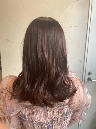 ロング 高柳 七音のヘアスタイル