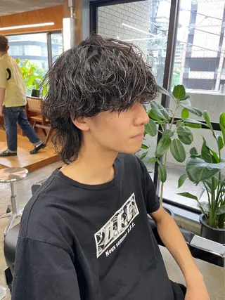 ショート パーマ職人DAIKI ツイスパ/波巻きのヘアスタイル