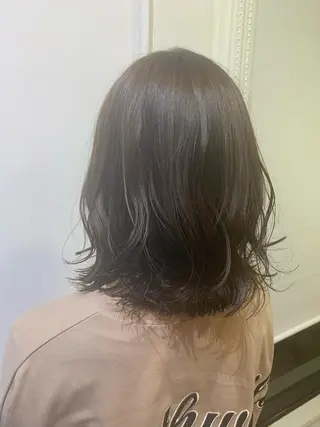 ミディアム カラー ハイトーン/レイヤー 💜Akaneのヘアスタイル