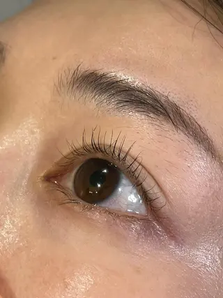 マツエク・マツパ 井上 真里奈のヘアスタイル