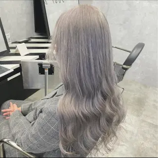 ロング ブリーチ&エクステ 🥀ケアカラー特化のヘアスタイル