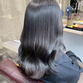 ロング カラー マエダルイ🌐 レイヤースタイルのヘアスタイル
