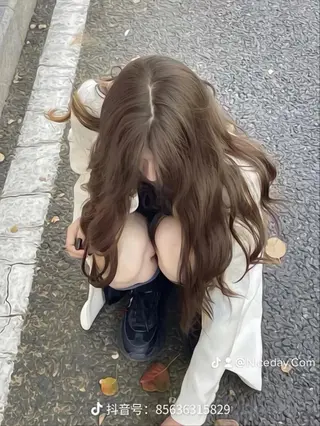 カラー マエダ シオンのヘアスタイル