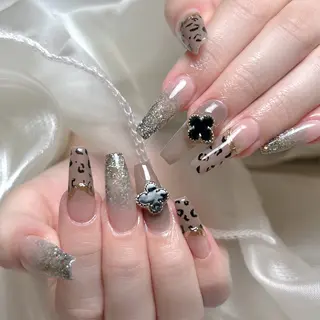 ネイル Maggie Nail🦩のネイルデザイン