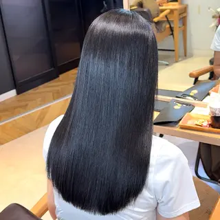 ロング BISCO hair 小西冬馬 縮毛矯正のヘアスタイル