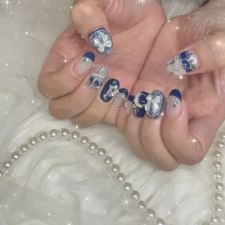 ネイル Blue daisy RIN🎀のネイルデザイン