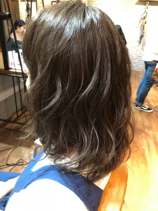 セミロング カラー 山村 直哉のヘアスタイル
