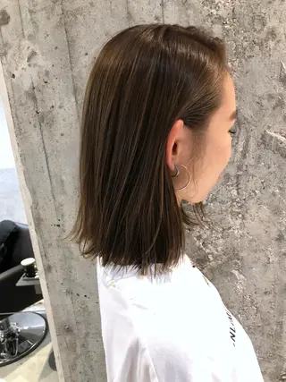 ミディアム 縮毛矯正セミナー講師 ヨコモリユウキのヘアスタイル