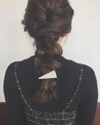 ロング ヘアアレンジ LEAP MISAの眉毛・アイブロウイメージ