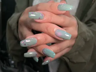 ネイル Cleo 名古屋駅店 🖤Seraのネイルデザイン