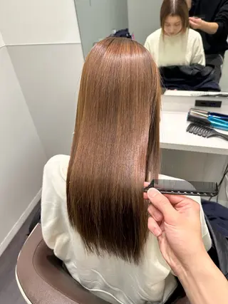 セミロング 美髪特化✨ 伊織✨縮毛矯正✨のヘアスタイル