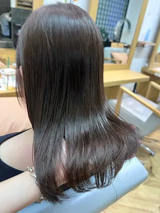 カラー ひなこ♡縮毛矯正/ 艶カラー🤍透明感のヘアスタイル