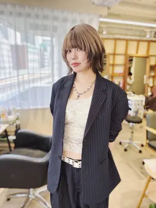 ミディアム カラー レイヤー/ショート chere狭山のヘアスタイル