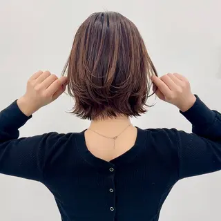 ミディアム カラー ブリーチなし/レイヤ ー特化🌈Tommyのヘアスタイル