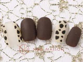 ネイル T RIRIKAのネイルデザイン