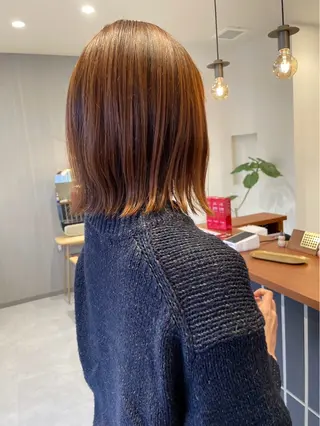 ミディアム 吉田 絢音のヘアスタイル