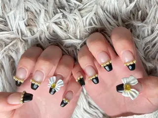 ロング ネイル ✴︎ Delightのネイルデザイン