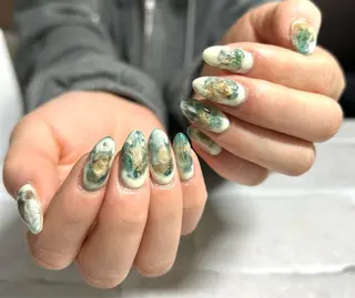 ミディアム 2DY NAIL SALONのネイルデザイン