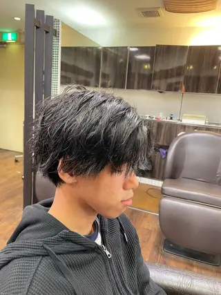 ショート メンズ ⚡️メンズヘア専門 一瀬の眉毛・アイブロウイメージ