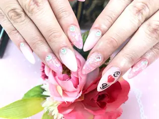 ネイル ユリシスネイル 担当近藤のネイルデザイン