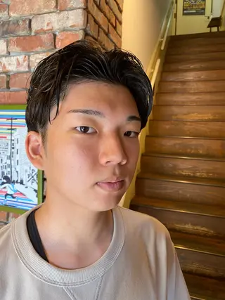 メンズ 高塩翔大 髪質改善のヘアスタイル