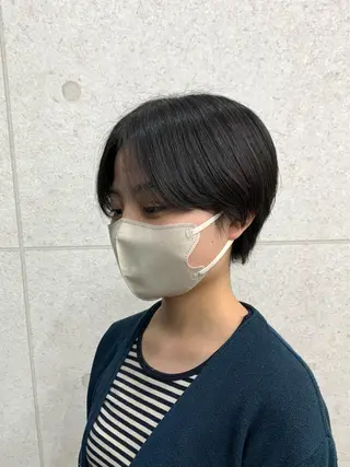 ショート レイヤー ハイトーン 暖色⭐︎KANAKOのヘアスタイル