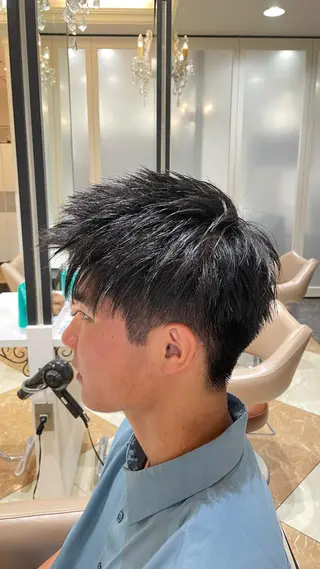 ショート Yugaメンズパーマ /フェードカットのヘアスタイル