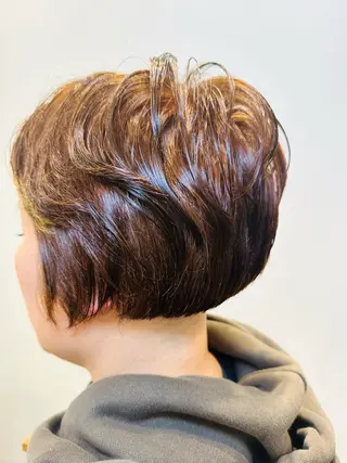 ショート カラー BANDE 水崎 悟のヘアスタイル