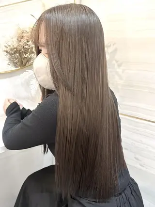 ロング 🐈‍⬛momo🐾 ダブルカラーのヘアスタイル
