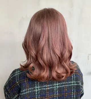 ミディアム yui .のヘアスタイル